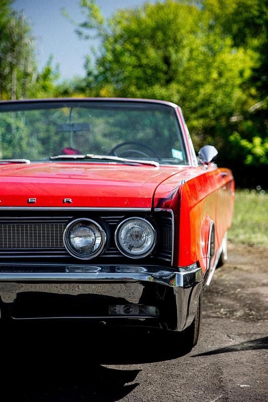 Rot Gebraucht 1967 Chrysler Newport Cabrio | 24.000 € - Bild 1/4