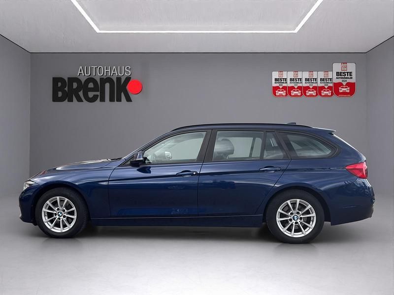 Gebraucht BMW 320 Advantage 184 PS (135 kW) 2017 Mediterranblau metallic Kombi