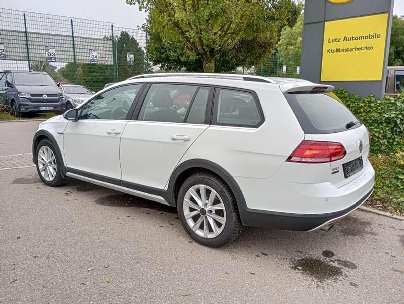 Gebraucht VW Golf Alltrack 179 PS (131 kW) 2018 Weiß Kombi