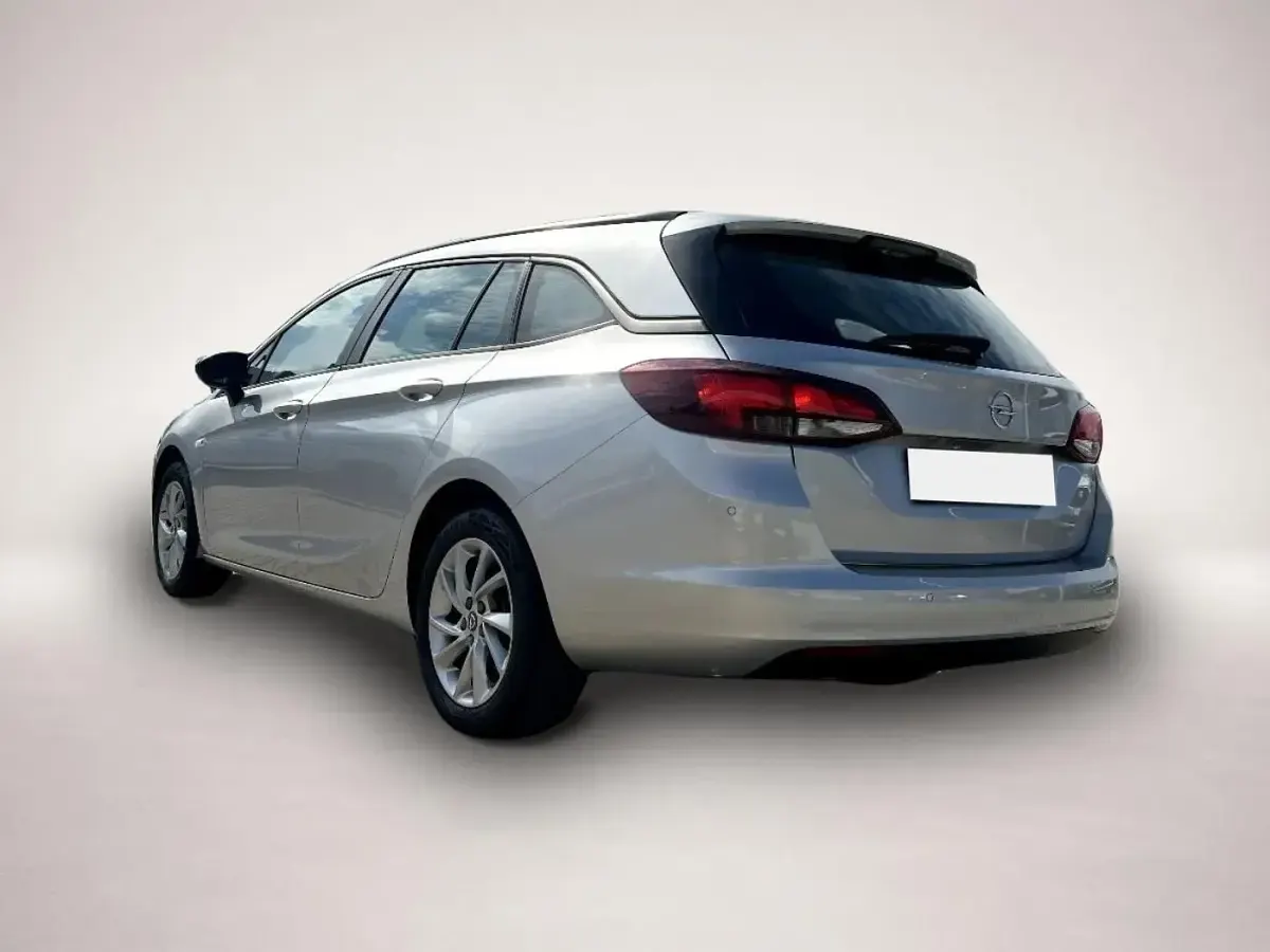Gebraucht Opel Astra 110 PS (80 kW) 2021 Manufacturer Kombi