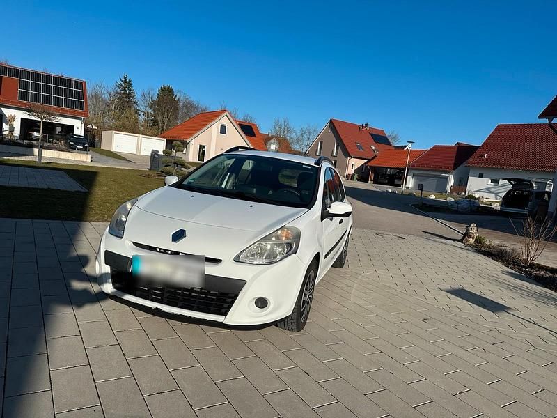 Gebraucht Renault Clio GrandTour 75 PS (55 kW) 2011 Weiß Kombi
