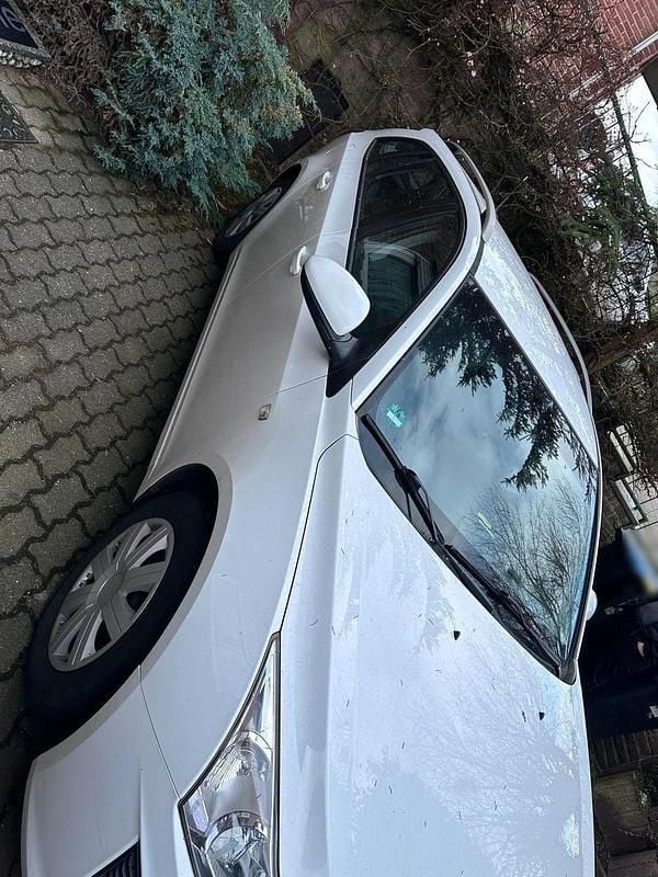 Gebraucht Chevrolet Cruze LT 131 PS (96 kW) 2012 Weiß Kombi