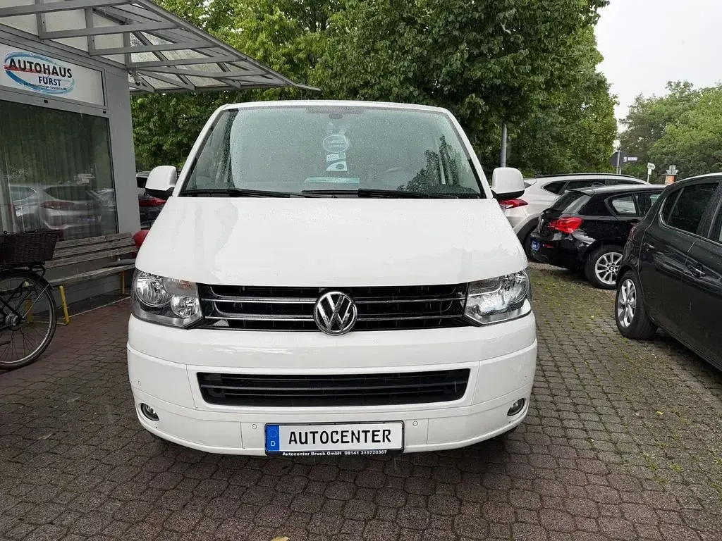 Gebraucht VW Multivan Comfortline 179 PS (131 kW) 2014 Weiß Van / Kleinbus