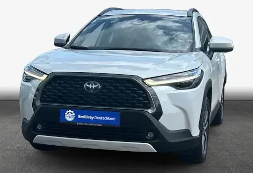 Gebraucht Toyota Corolla Cross Team 197 PS (144 kW) 2022 Weiß SUV