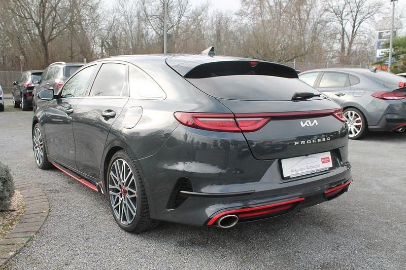 Gebraucht Kia ProCeed GT GT 204 PS (150 kW) 2022 Grau Kleinwagen