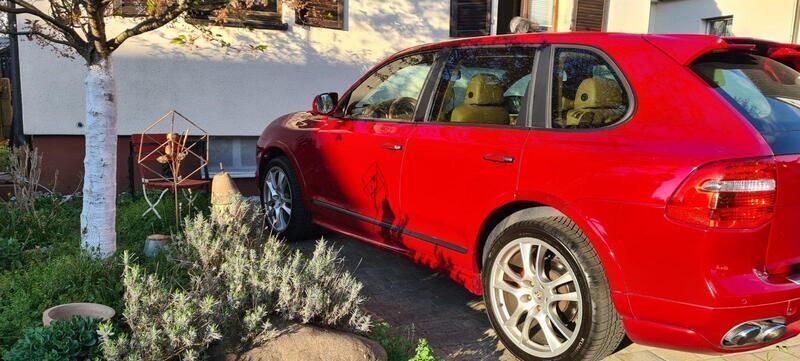 Rot Gebraucht 2009 Porsche Cayenne GTS SUV | 18.900 € (Fairer Preis) - Bild 1/4