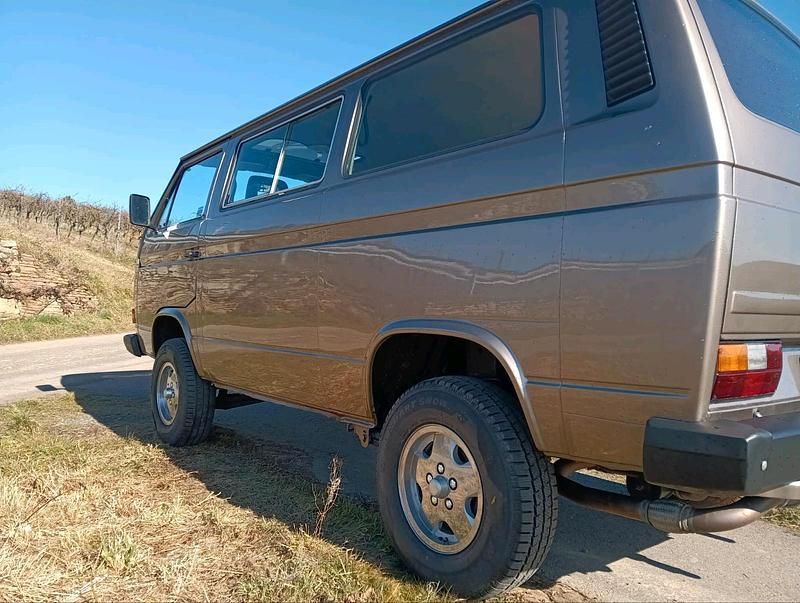 Usado VW Multivan 69 HP (50 kW) 1988 Prateado Monovolume