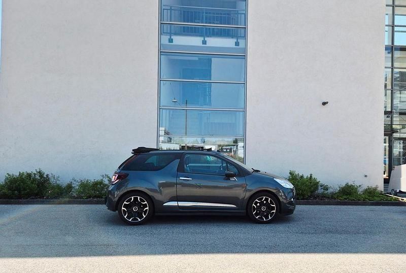 Grau Gebraucht 2013 Citroën DS3 Cabriolet Sport Chic Cabrio | 6.700 € (Fairer Preis) - Bild 1/4