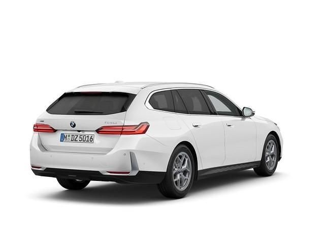 Neu BMW 520 197 PS (144 kW) 2026 Weiß Kombi