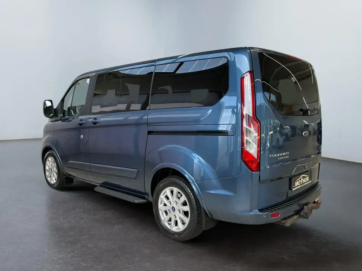 Gebraucht Ford Tourneo Custom Titanium 2019 Chromablau Van