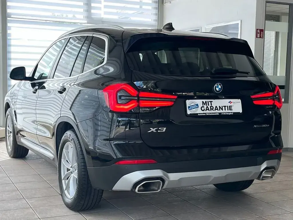 Gebraucht BMW X3 Sport Line 292 PS (214 kW) 2022 Schwarz SUV