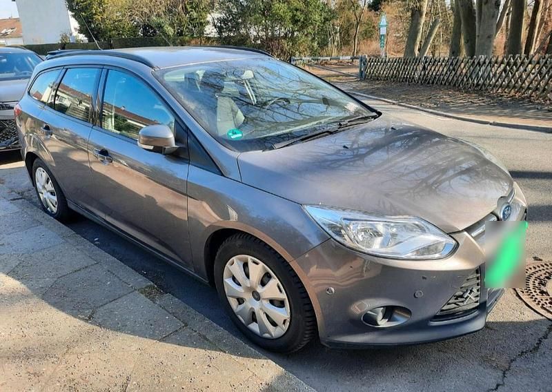 Second-hand Ford Focus 125 CP (91 kW) 2013 Gri Break