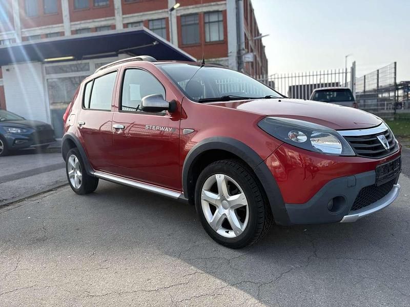Gebraucht Dacia Sandero Stepway 87 PS (63 kW) 2009 Feuerrot Kleinwagen