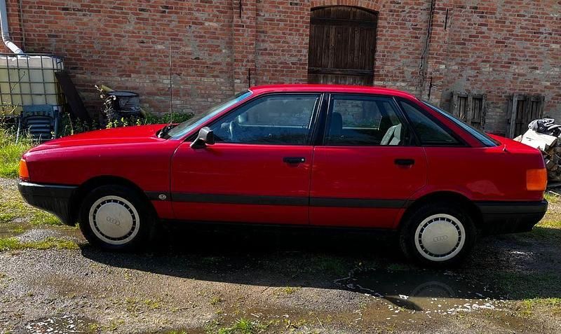 Gebraucht Audi 80 90 PS (66 kW) 1991 Rot Limousine