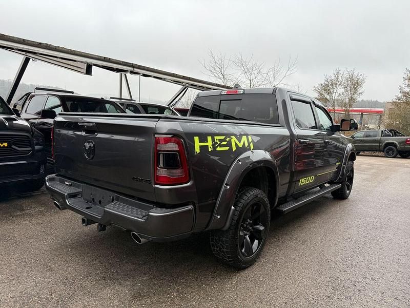 Gebraucht Dodge Ram 401 PS (294 kW) 2022 Grau Pickup