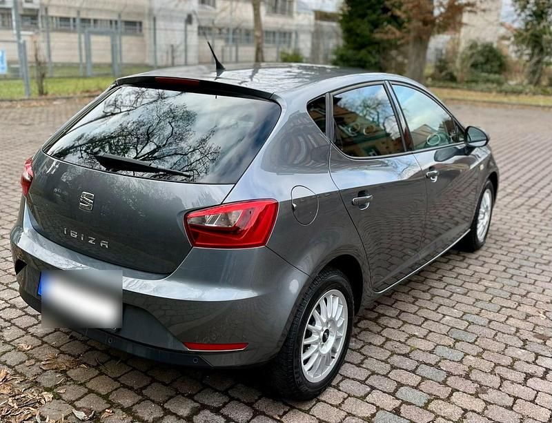 Gebraucht Seat Ibiza Style 95 PS (69 kW) 2016 Grau Kleinwagen