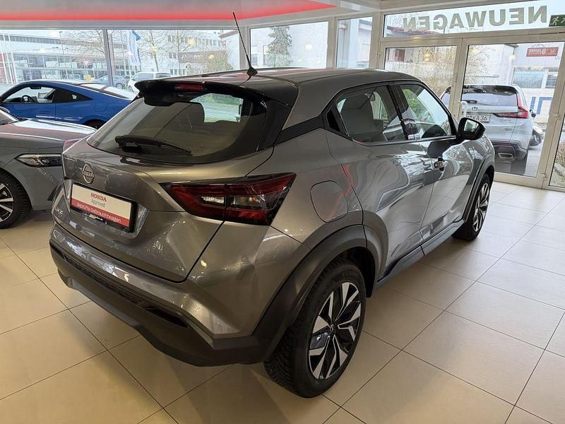 Gebraucht Nissan Juke Acenta 114 PS (83 kW) 2023 Grau SUV