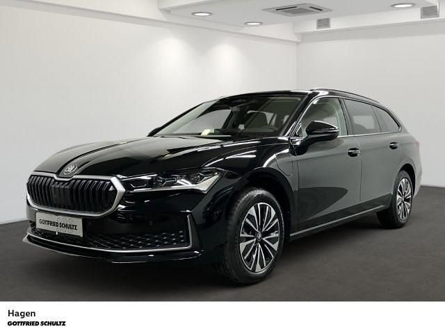 Neu Skoda Superb Selection 204 PS (150 kW) 2026 Schwarz Kombi