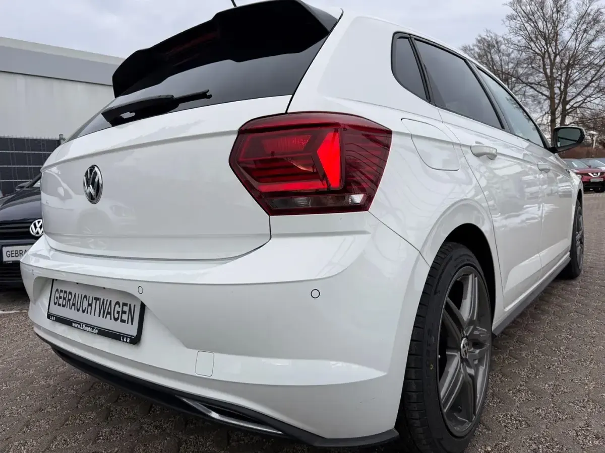 Gebraucht VW Polo Highline 116 PS (85 kW) 2019 Weiß Limousine