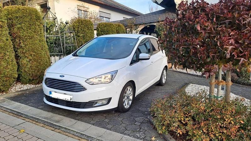 Weiß Gebraucht 2017 Ford C-MAX Titanium Van / Kleinbus | 10.500 € (Guter Preis) - Bild 1/4