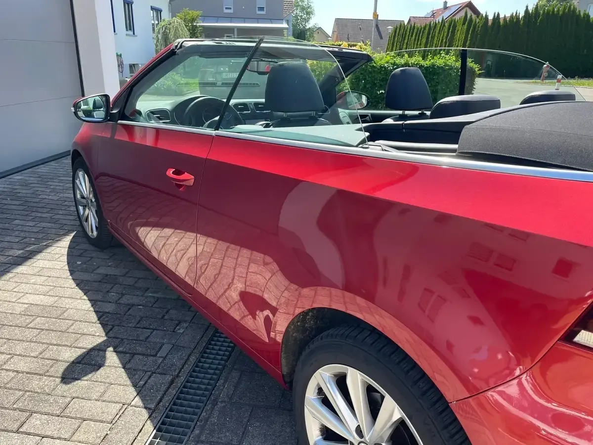 Gebraucht VW Golf Cabriolet 105 PS (77 kW) 2012 Rot Cabrio