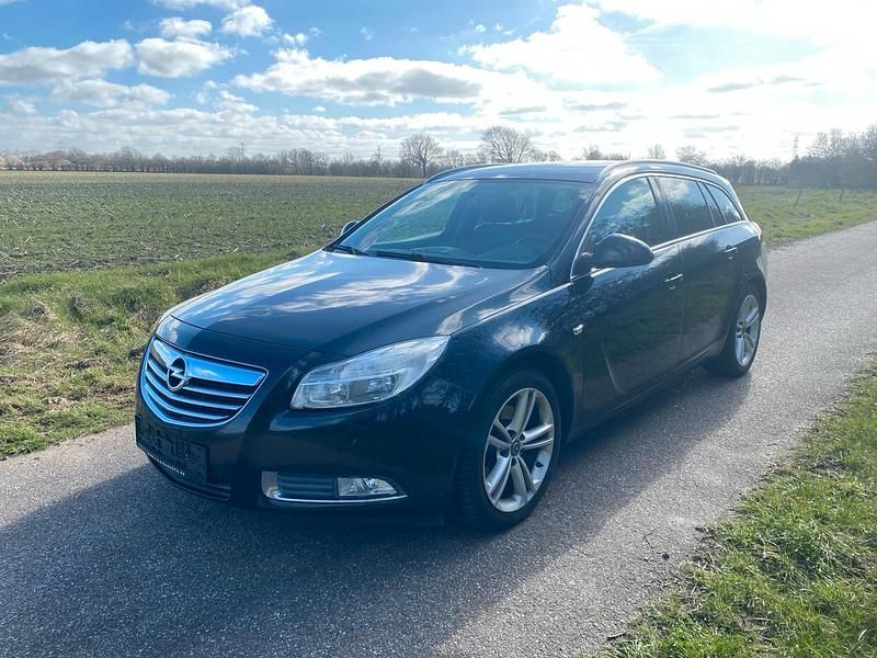 Gebraucht Opel Insignia 160 PS (117 kW) 2012 Schwarz Kombi