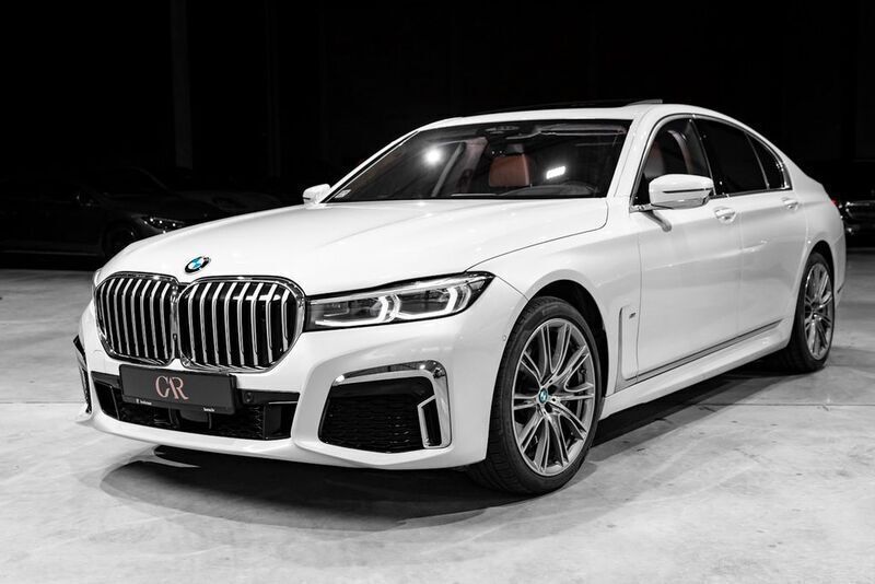 Weiß Gebraucht 2020 BMW 750L Sport Line Limousine | 69.900 € (Teuer) - Bild 1/4