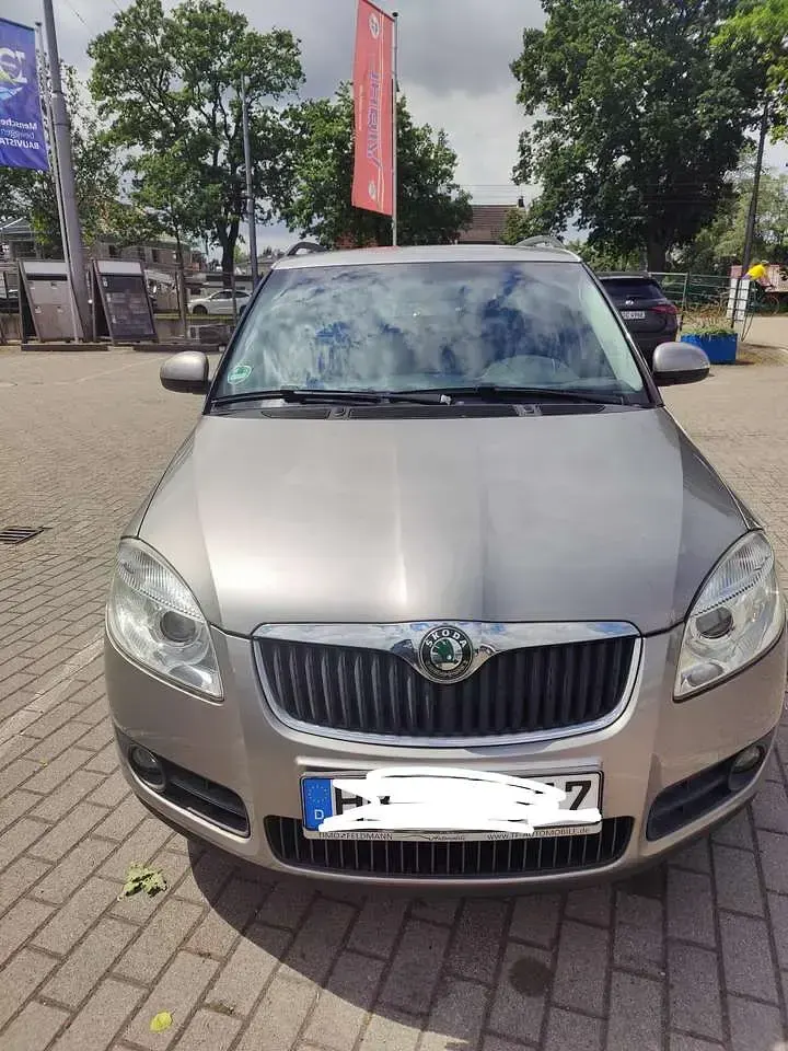 Gebraucht Skoda Fabia Ambiente 69 PS (50 kW) 2010 Kombi