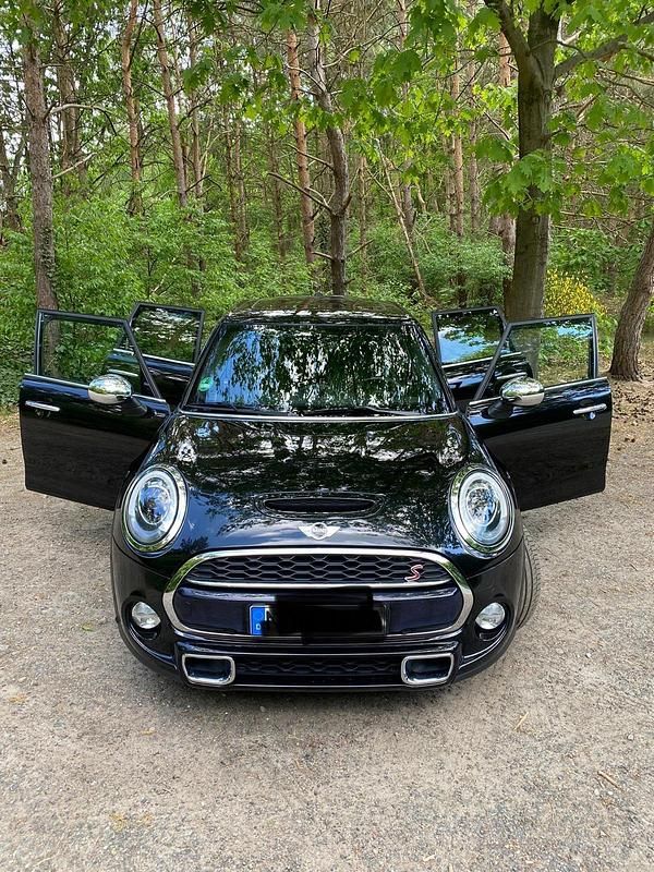 Gebraucht Mini Cooper S 192 PS (141 kW) 2015 Schwarz Kleinwagen