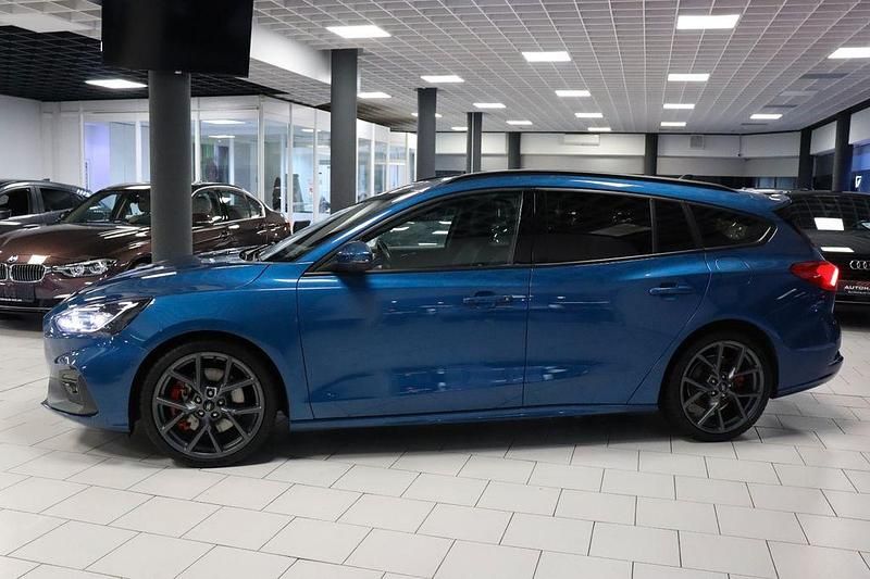 Gebraucht Ford Focus ST 280 PS (205 kW) 2022 Blau Kombi