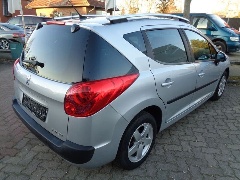 Gebraucht Peugeot 207 Urban Move 73 PS (53 kW) 2009 Grau Kombi
