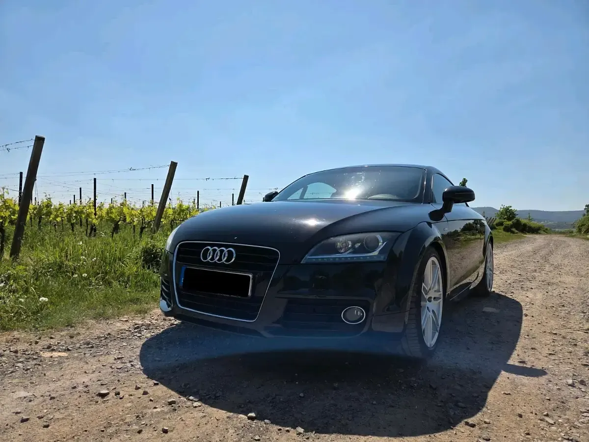 Używany Audi TT S-Line 275 KM (202 kW) 2011 Czarny Coupe