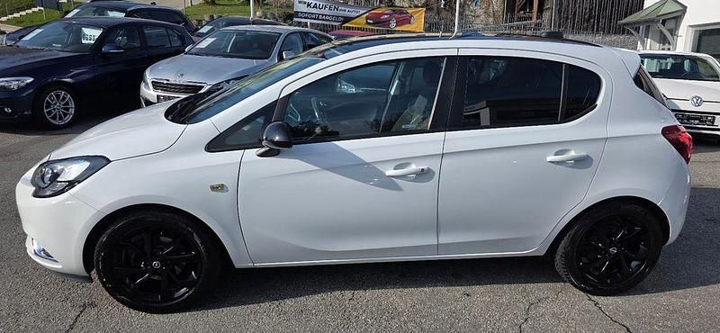 Gebraucht Opel Corsa Color Edition 90 PS (66 kW) 2017 Weiß Kleinwagen