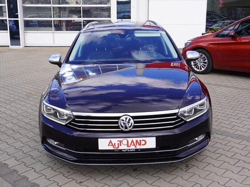 Gebraucht VW Passat Highline 180 PS (132 kW) 2017 Schwarz Kombi