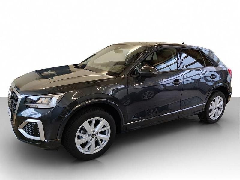 Używany Audi Q2 Advanced 150 KM (110 kW) 2025 Szary SUV