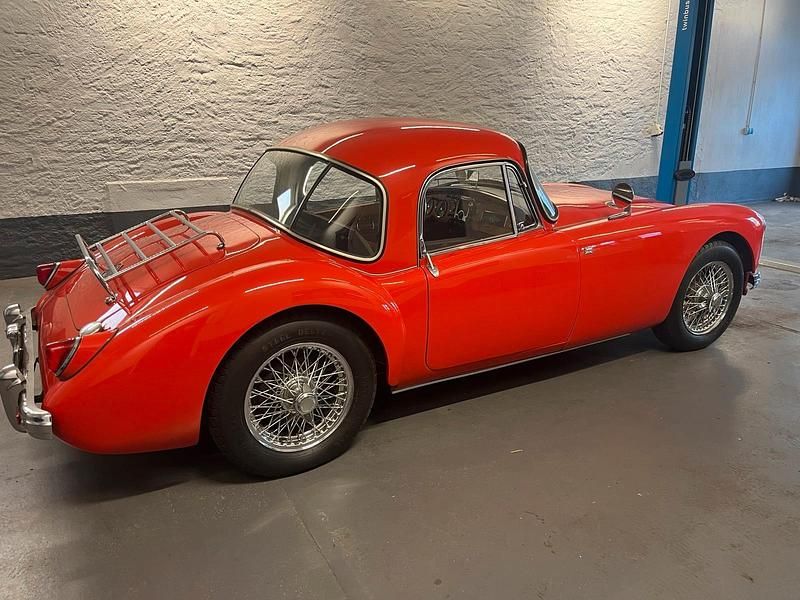 Gebraucht MG MGA 68 PS (50 kW) 1958 Rot Coupé