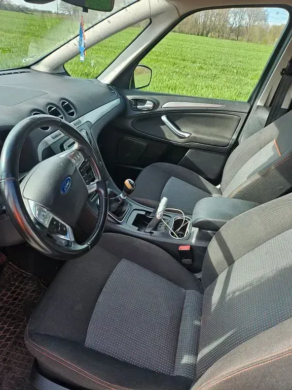 Gebraucht Ford Galaxy Ghia 160 PS (117 kW) 2011 Schwarz Van / Kleinbus