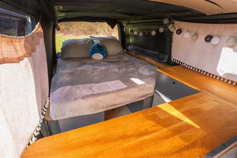 Gebraucht VW Transporter 140 PS (102 kW) 2010 Grün Van