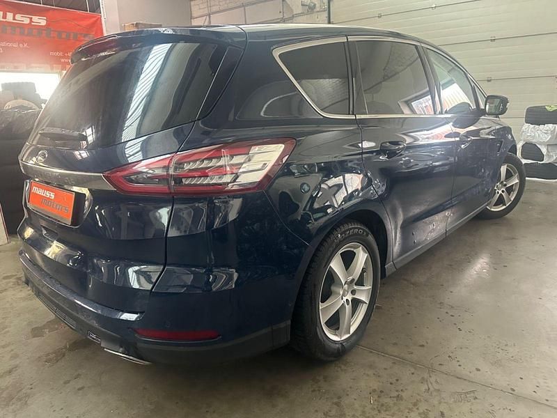 Gebraucht Ford T Titanium 190 PS (139 kW) 2018 Blau Kombi