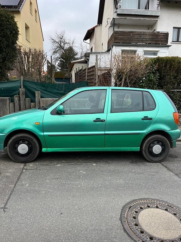 Gebraucht VW Polo 55 PS (40 kW) 1996 Grün Kleinwagen
