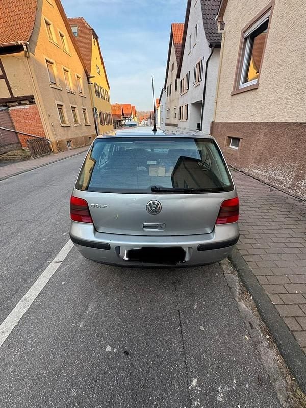 Gebraucht VW Golf IV 75 PS (55 kW) 2002 Limousine