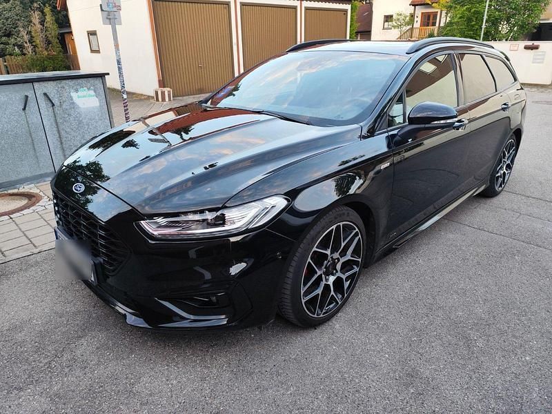 Schwarz Gebraucht 2021 Ford Mondeo ST-Line Kombi | 22.999 € (Fairer Preis) - Bild 1/4