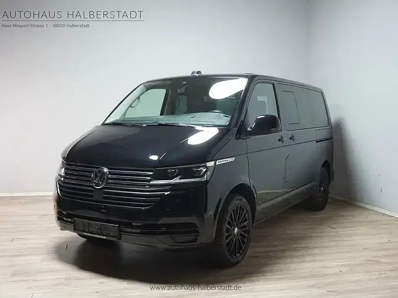 Usado VW Multivan 150 HP (110 kW) 2023 Preto Monovolume