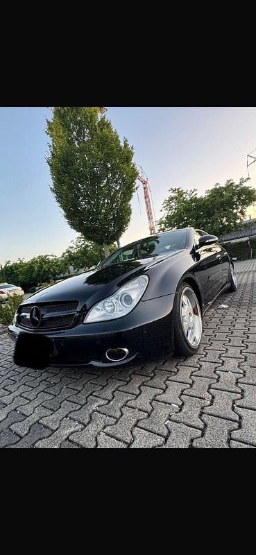 Schwarz Gebraucht 2008 Mercedes CLS350 Limousine | 8.999 € (Etwas zu teuer) - Bild 1/4