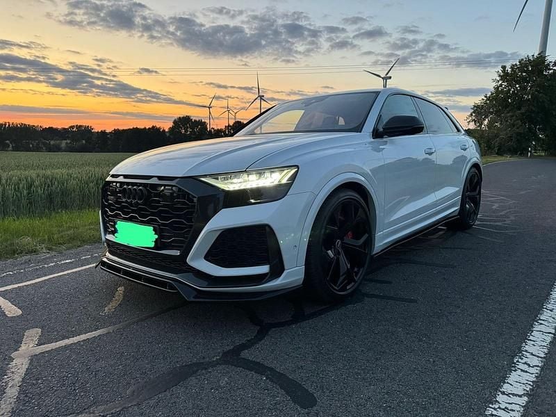 Weiß Gebraucht 2021 Audi RS Q8 SUV | 95.900 € (Superpreis) - Bild 1/4