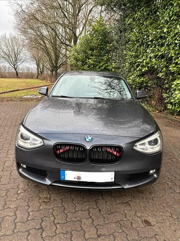 Gebraucht BMW 118 Advantage 143 PS (105 kW) 2014 Grau Kleinwagen
