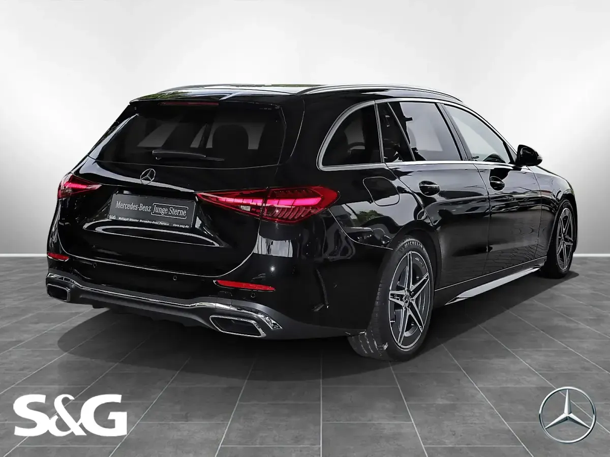 Gebraucht Mercedes C180 AMG 170 PS (125 kW) 2025 Metalliclack obsidianschwarz Kombi