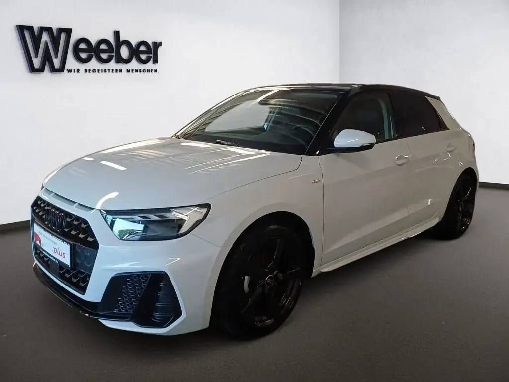Gebraucht Audi A1 Design 95 PS (69 kW) 2025 Gletscherweiß (metallic) SUV