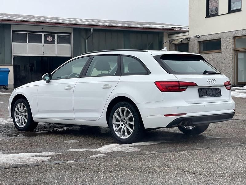 Gebraucht Audi A4 Basis 218 PS (160 kW) 2016 Ibisweiß Kombi