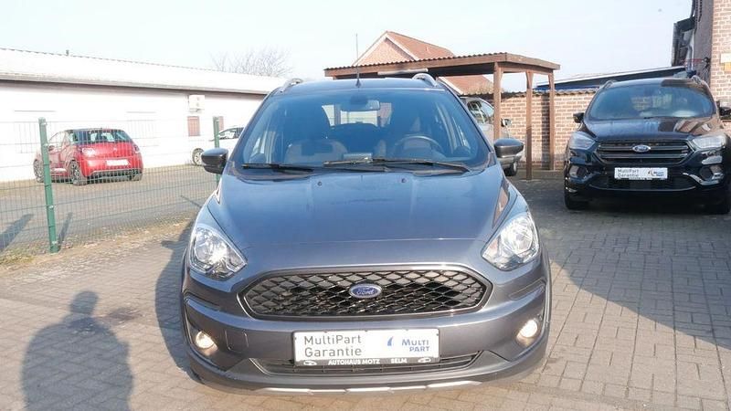 Gebraucht Ford Ka Plus Active 86 PS (63 kW) 2018 Grau Kleinwagen